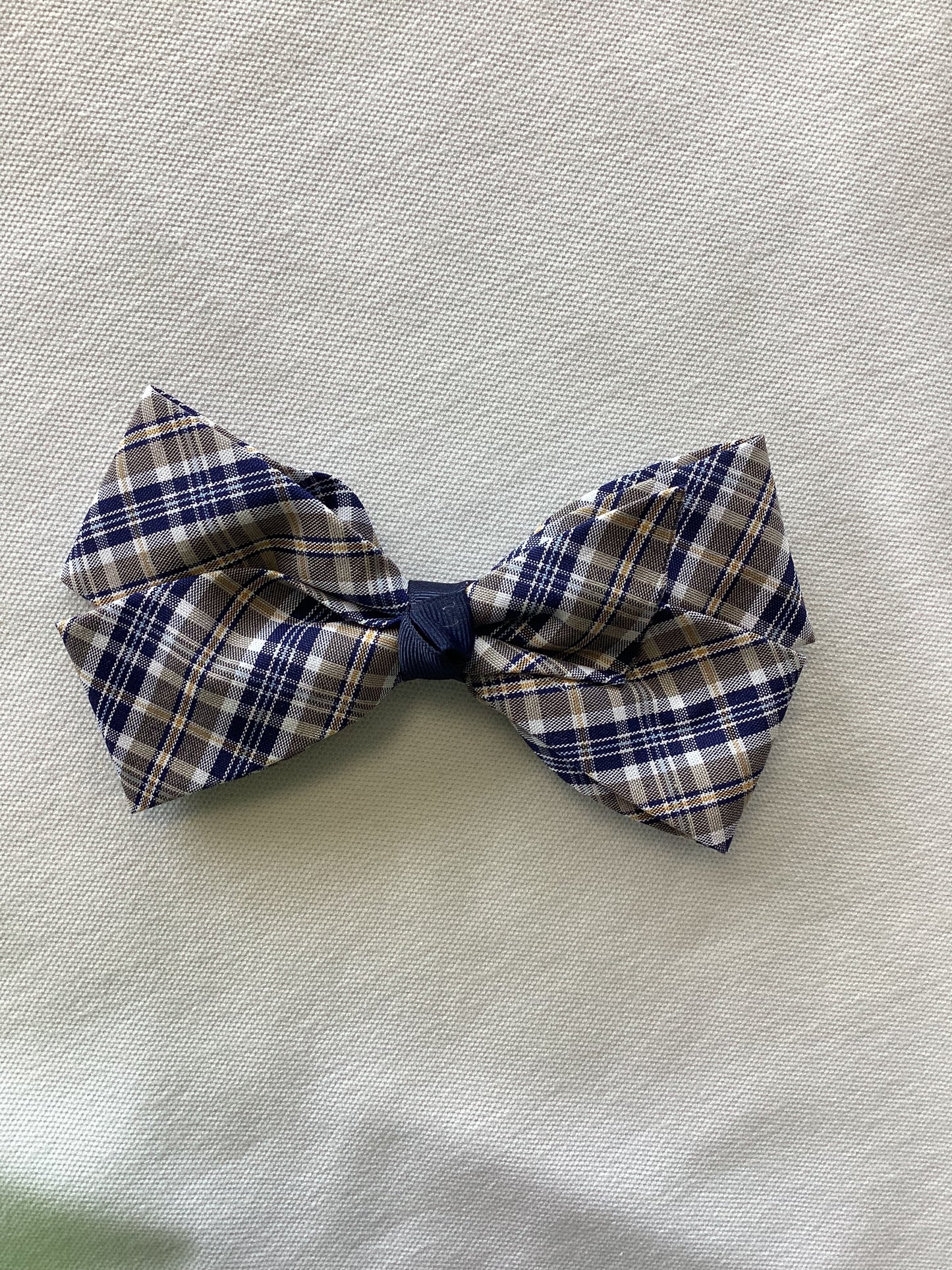 ICS EXTRA LARGE BOW ON BARRETTE